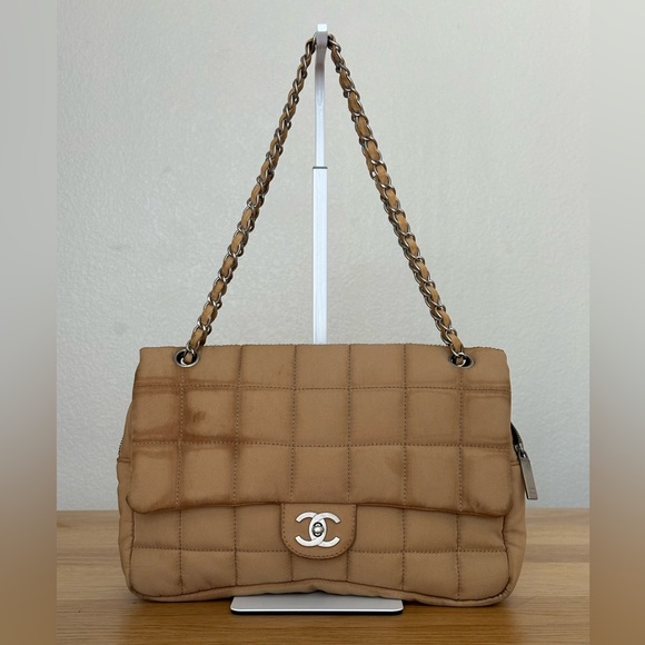 CHANEL Handbags - Chanel Shoulder Bag